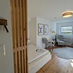 Uebernachterei - 3 Hochwertige Premium-appartements Apartman Hüfingen
