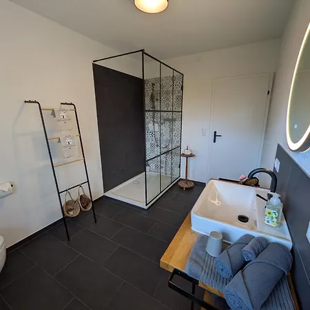 Uebernachterei - 3 Hochwertige Premium-appartements Hüfingen